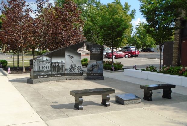 GROVE CITY GOLD STAR FAMILIES MEMORIAL