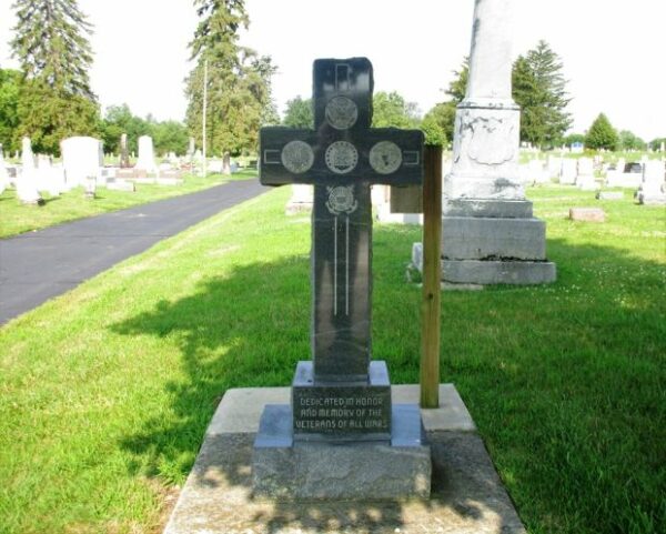 GREENLAWN CEMETERY VETERANS OF ALL WARS MEMORIAL