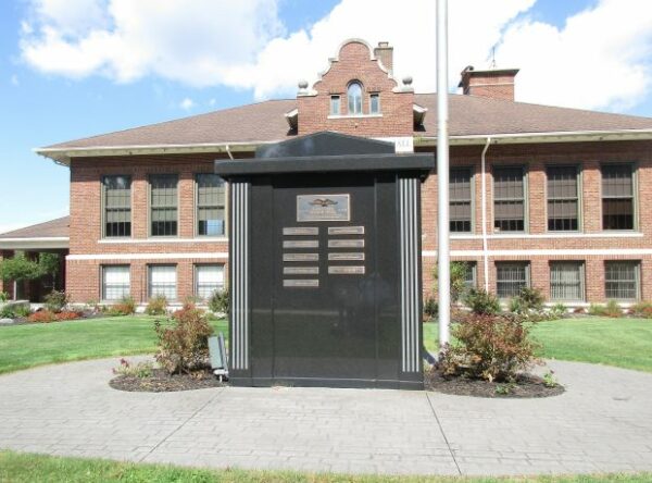 VALLEY VIEW VILLAGE VETERAN HONOR ROLL MEMORIAL BACK