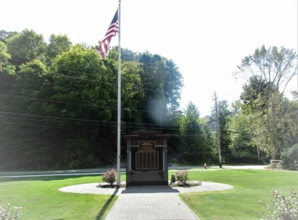 VALLEY VIEW VILLAGE VETERAN HONOR ROLL MEMORIAL FRONT