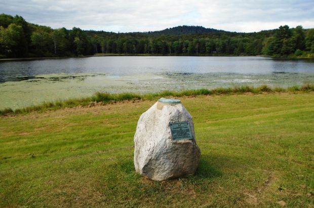 LIEUTENANT JOHN R. WINTER AND LIEUTENANT WILLIAM G. WINTER MEMORIAL