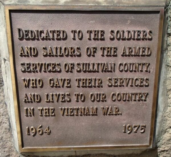 SULLIVAN COUNTY VIETNAM WAR MEMORIAL PLAQUE