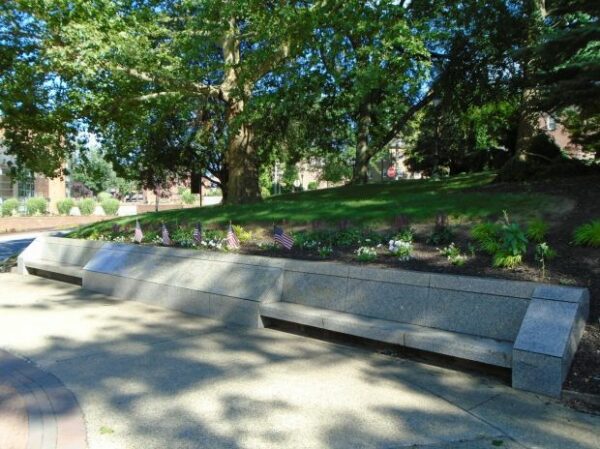 ALUMNI MEMORIAL PLAZA