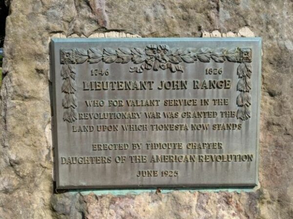 LIEUTENANT JOHN RANGE REVOLUTIONARY SOLDIER MEMORIAL PLAQUE