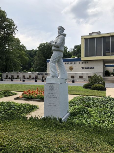 LEMOYNE WORLD WAR II MEMORIAL