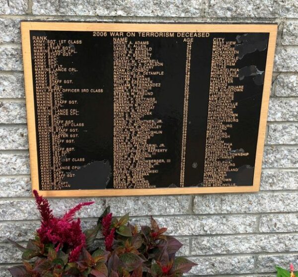 2006 WAR ON TERRORISM DECEASED MEMORIAL PLAQUE