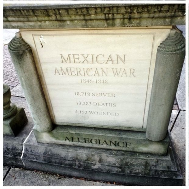 ELYRIA WAR MEMORIAL STONE D