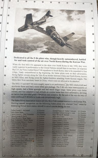 F-86 SABRE PILOTS ASSOCIATION WAR MEMORIAL PLAQUE CLOSE-UP