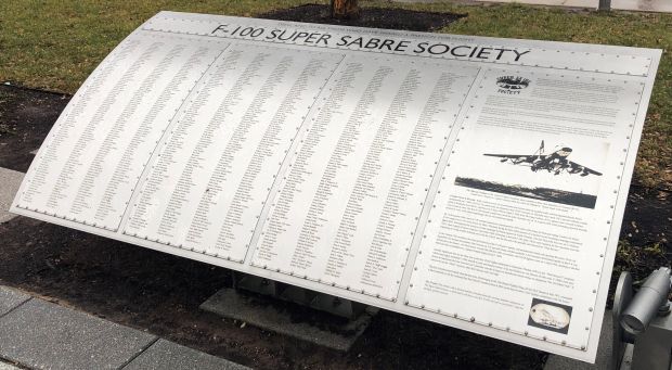 F-100 SUPER SABRE SOCIETY WAR MEMORIAL PLAQUE