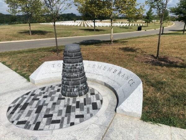 TOMB OF REMEMBRANCE WAR MEMORIAL