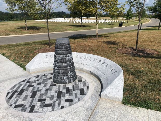 TOMB OF REMEMBRANCE WAR MEMORIAL