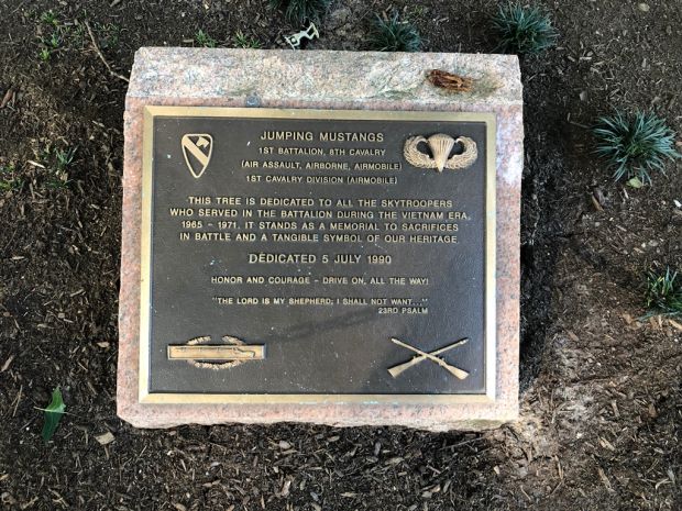 JUMP MUSTANGS WAR MEMORIAL TREE PLAQUE