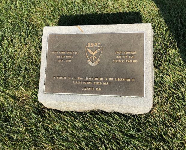 385TH BOMB GROUP WAR MEMORIAL PLAQUE