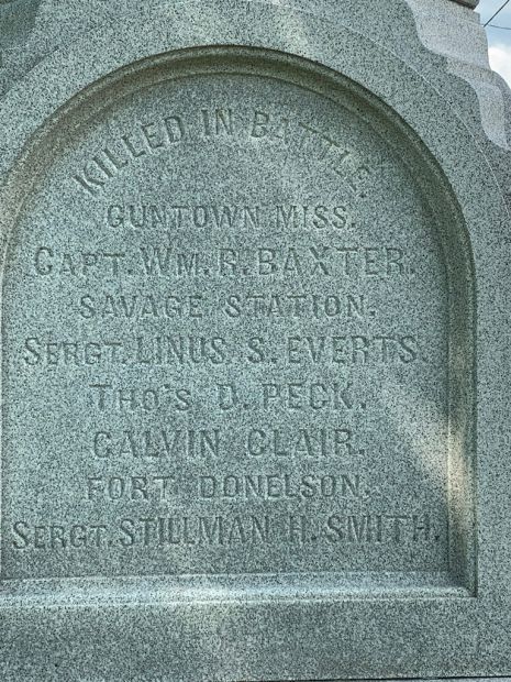 CORNWALL REMEMBERS WAR MEMORIAL STONE B