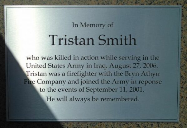 IN MEMORY OF TRISTAN SMITH WAR MEMORIAL PLAQUE