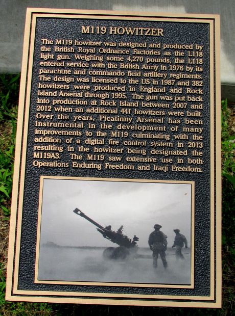 M119 HOWITZER WAR MEMORIAL PLAQUE