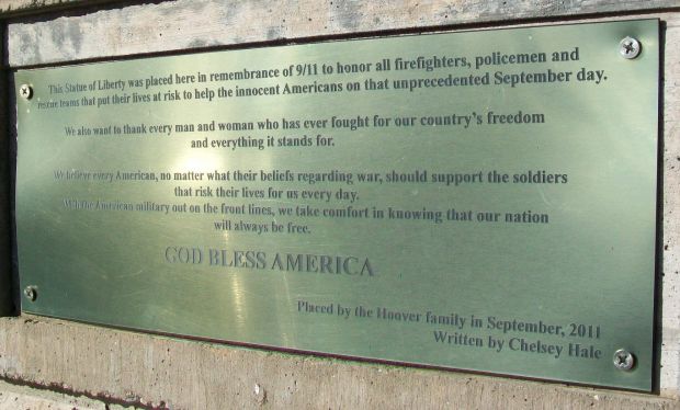 PHILADELPHIA, NY REPLICA OF THE STATUE OF LIBERTY MEMORIAL PLAQUE