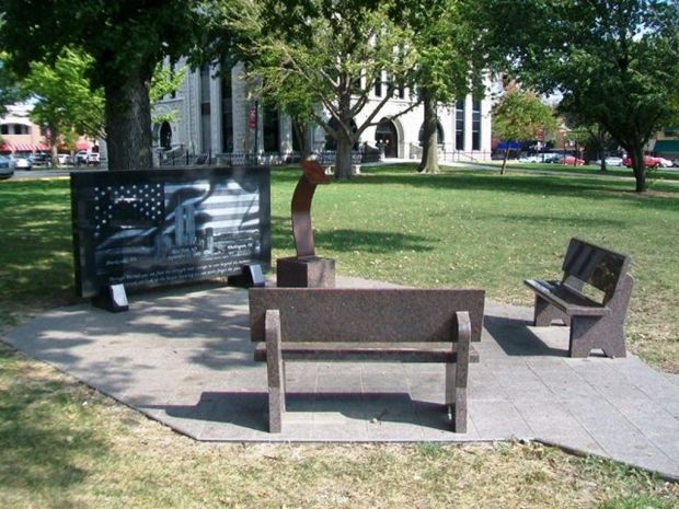 CLINTON SEPTEMBER 11, 2001 MEMORIAL