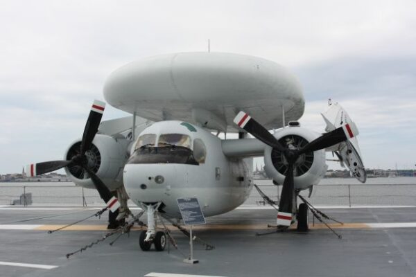 E-1B TRACER MEMORIAL AIRCRAFT