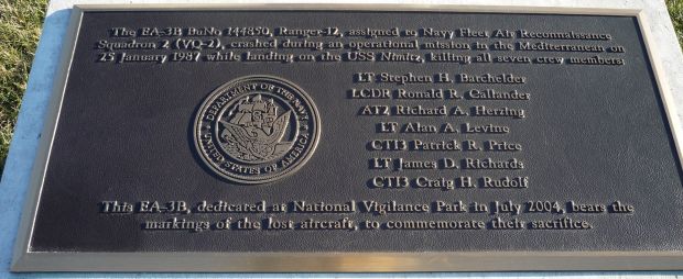 EA-3B SKYWARRIOR MEMORIAL PLAQUE B