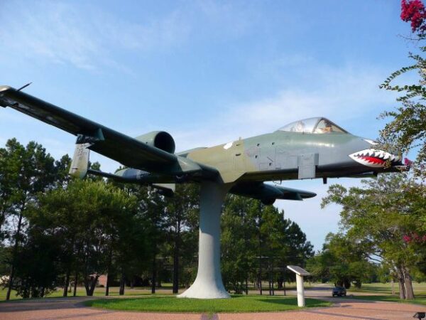 FAIRCHILD REPUBLIC A-10 THUNDERBOLT II MEMORIAL