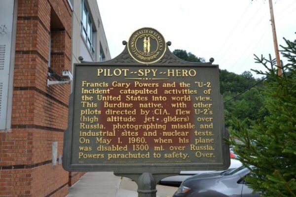 PILOT-SPY-HERO MEMORIAL MARKER