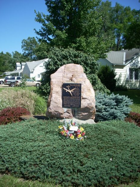 PALM PARK MEMORIAL