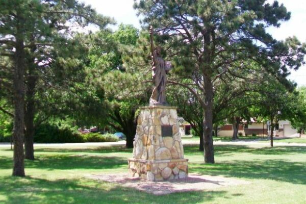 RUSSELL REPLICA OF THE STATUE OF LIBERTY MEMORIAL