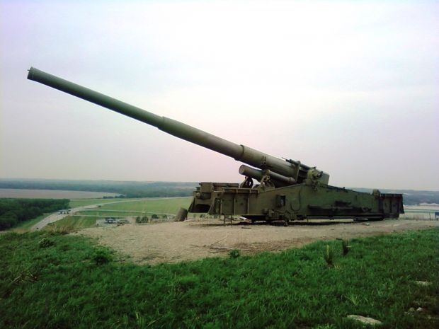 THE ATOMIC CANNON MEMORIAL