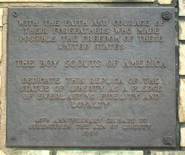 HAYS REPLICA OF THE STATUE OF LIBERTY MEMORIAL PLAQUE