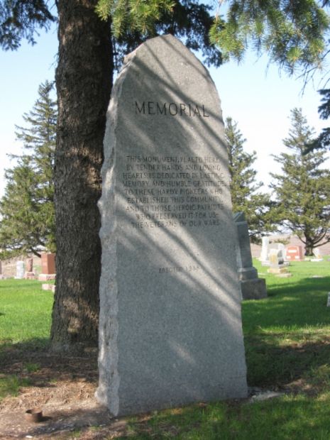 LOST GROVE CEMETERY VETERANS MEMORIAL