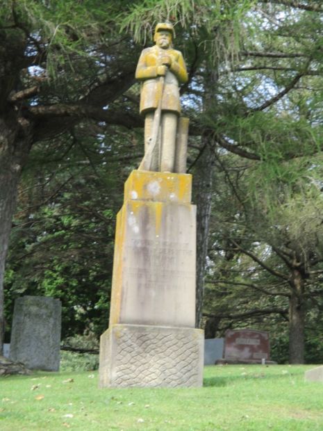 OAKDALE CEMETERY UNKNOWN SOLDIER MEMORIAL