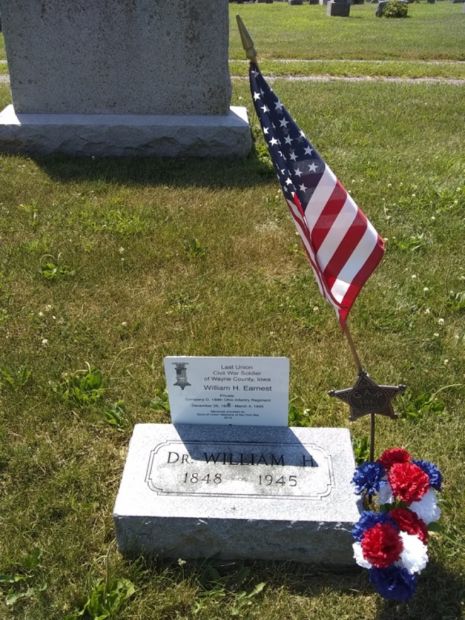 LAST LIVING CIVIL WAR SOLDIER OF WAYNE COUNTY MEMORIAL STONE AND PLAQUE
