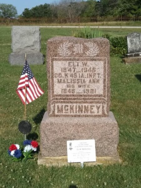 LAST LIVING CIVIL WAR SOLDIER OF VAN BUREN COUNTY MEMORIAL STONE AND PLAQUE