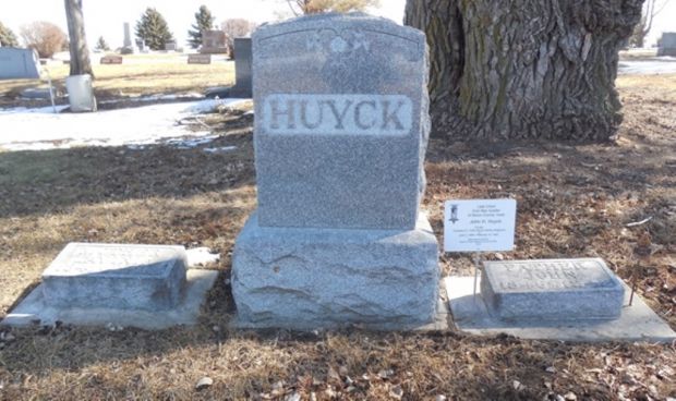 LAST LIVING CIVIL WAR SOLDIER OF SIOUX COUNTY MEMORIAL STONE