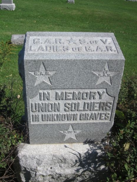 MONTEZUMA MASONIC CEMETERY UNKNOWN SOLDIERS MEMORIAL