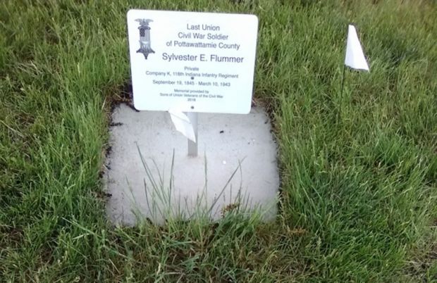 LAST LIVING CIVIL WAR SOLDIER OF POTTAWATTAMIE COUNTY MEMORIAL STONE PLAQUE