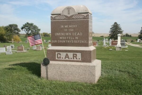 CLINTON-GARFIELD CEMETERY G.A.R. UNKNOWN DEAD WAR MEMORIAL