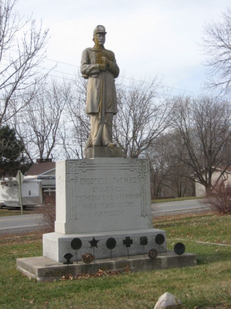 GLENWOOD CEMETERY VETERANS MEMORIAL