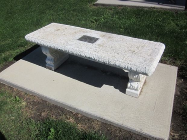 COLFAX MEMORIAL CLUB CIVIL WAR MEMORIAL BENCH