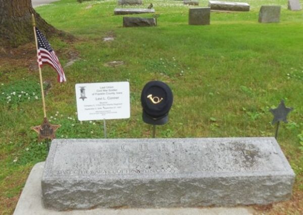 LAST LIVING CIVIL WAR SOLDIER OF FRANKLIN COUNTY MEMORIAL STONE AND PLAQUE