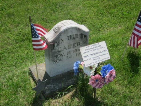 LAST LIVING CIVIL WAR SOLDIER OF FAYETTE COUNTY MEMORIAL STONE