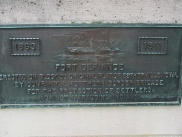 FORT DEFIANCE MEMORIAL PLAQUE A