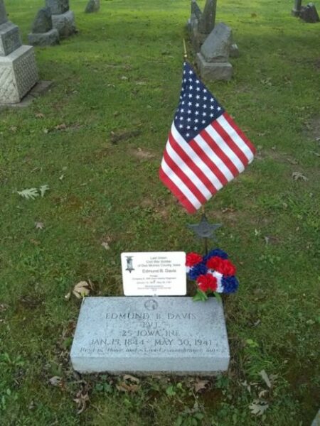 LAST LIVING CIVIL WAR SOLDIER OF DES MOINES COUNTY