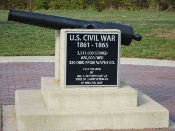 WAYNE COUNTY CIVIL WAR MEMORIAL CANNON
