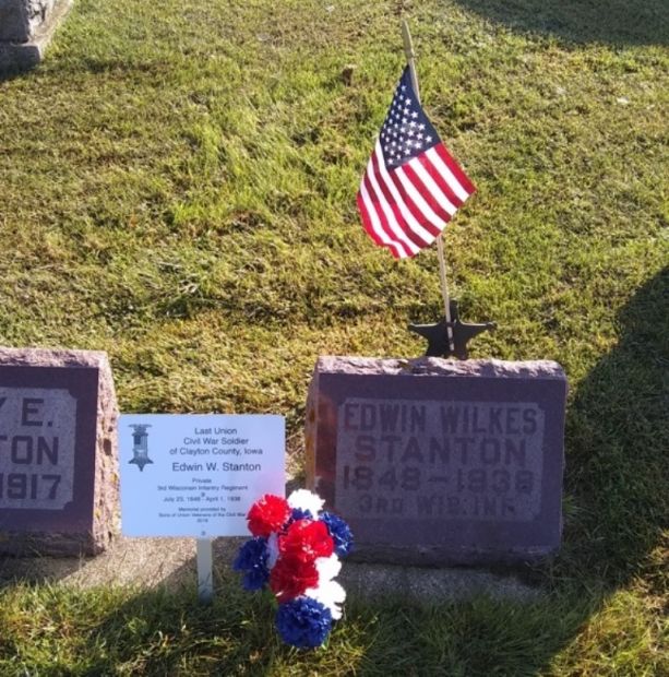 LAST LIVING CIVIL WAR SOLDIER OF CLAYTON COUNTY MEMORIAL STONE AND PLAQUE