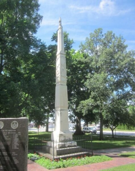 CEDAR COUNTY CIVIL WAR MEMORIAL CLOSE-UP