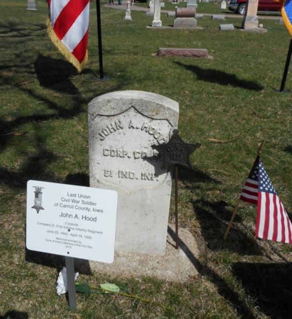 LAST LIVING CIVIL WAR SOLDIER OF CARROLL COUNTY MEMORIAL STONE AND PLAQUE