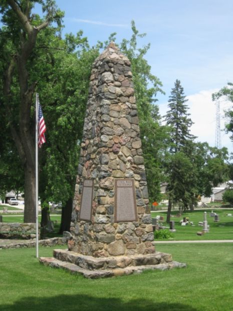 CARROLL CITY CEMETERY CIVIL WAR MEMORIAL