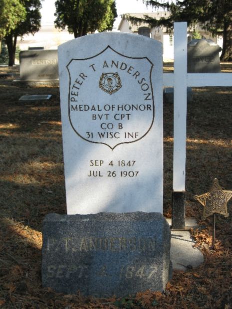 PETER T ANDERSON MEDAL OF HONOR WAR MEMORIAL GRAVESTONE